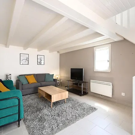 Maison De Vacances Avec Cour Et Confort Moderne Au Centre De - Fr-1-434-95 Casa de Férias