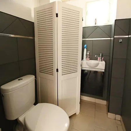 Maison De Vacances Avec Cour Et Confort Moderne Au Centre De - Fr-1-434-95 Casa de Férias
